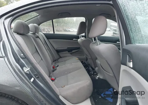 2011 Honda Accord 2.4 Lx z USA, uszkodzony, nr VIN 1HGCP2F31BA143835